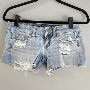 Size 0 American Eagle distressed short shorts